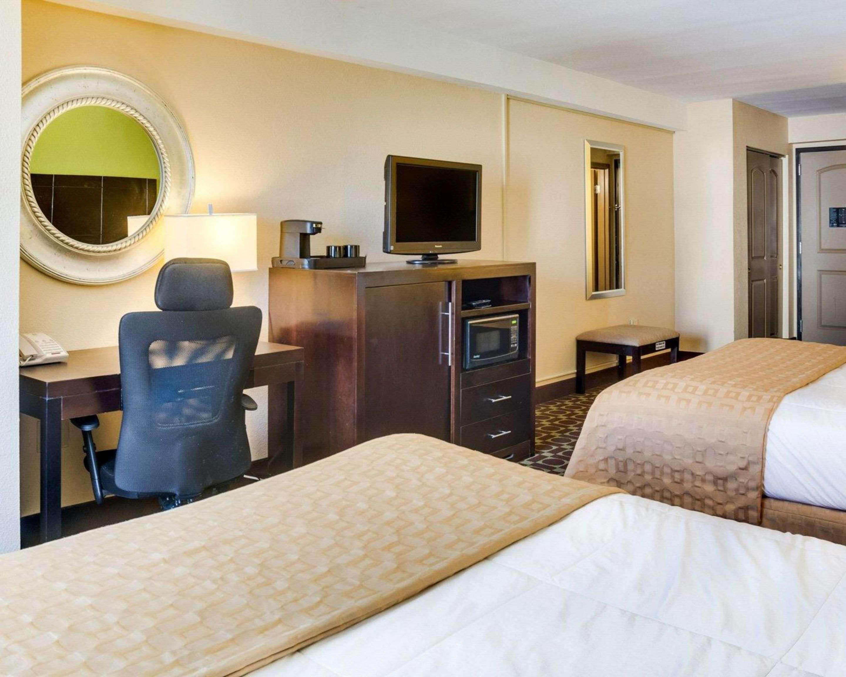 Garner Hotel Virginia Beach North By Ihg Экстерьер фото